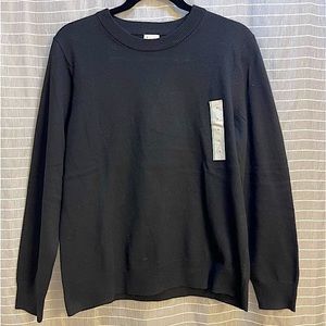 NWT Crewneck Sweater